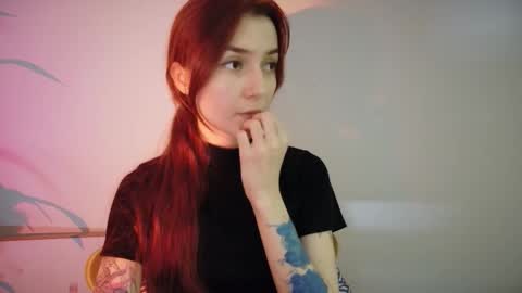 Snapshot of dead_girll chatting on 5, 3, 2026 freak online show from 5, 3, 2026