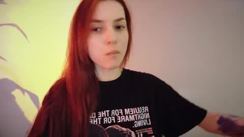 Snapshot of dead_girll chatting on 2, 5, 2026 freak online show from 2, 5, 2026