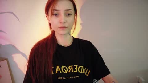 Snapshot of dead_girll chatting on 5, 5, 2026 freak online show from 5, 5, 2026