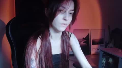 Snapshot of dead_girll chatting on 23, 7, 2026 freak online show from 23, 7, 2026