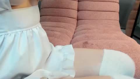 Emily GMT2 Mon 10 AM - 4 PM Wed 10 AM - 4 PM Thu 10 AM - 4 PM Fri 10 AM - 4 PM Sat 10 AM - 4 PM online show from 2, 2, 2025