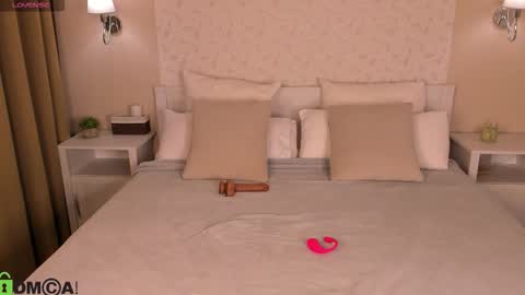 Snapshot of debbie_wools chatting on 16, 11, 2025 Jennifer online show from 16, 11, 2025