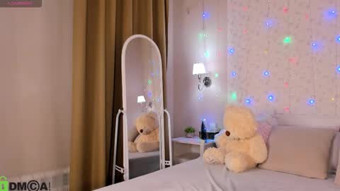 Jennifer online show from 19, 12, 2025