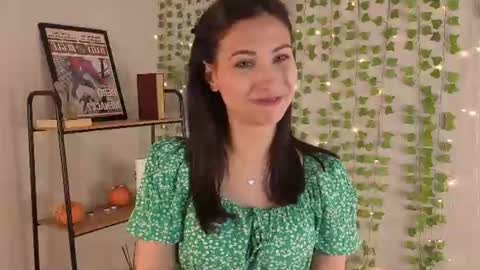 Snapshot of deborahreyes chatting on 4, 7, 2026 Sofia online show from 4, 7, 2026