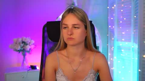 Debora online show from 27, 3, 2026