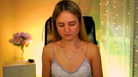 Debora online show from 11, 4, 2026