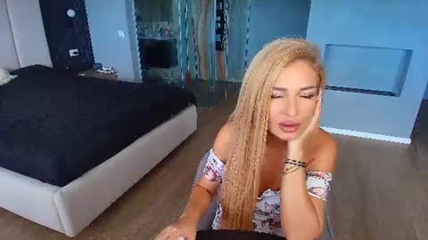 Monique online show from 28, 7, 2026