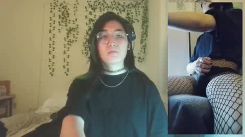 Snapshot of deciduousdoll chatting on 24, 11, 2025 deciduousdoll online show from 24, 11, 2025