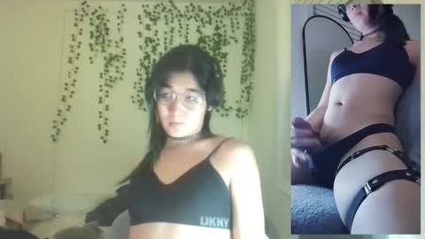 Snapshot of deciduousdoll chatting on 30, 11, 2025 deciduousdoll online show from 30, 11, 2025