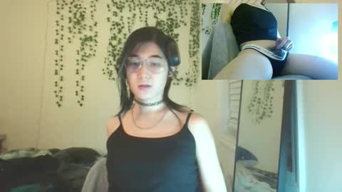 deciduousdoll online show from 12, 1, 2026