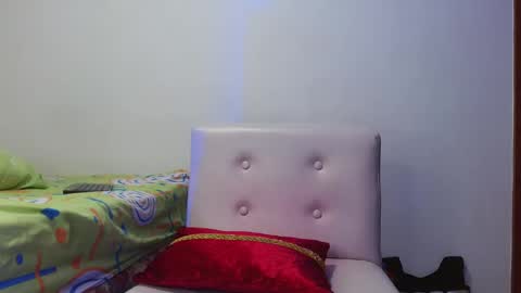 Snapshot of deconrios chatting on 3, 1, 2025 Santiago online show from 3, 1, 2025