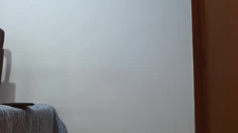 Snapshot of deconrios chatting on 28, 2, 2025 Santiago online show from 28, 2, 2025