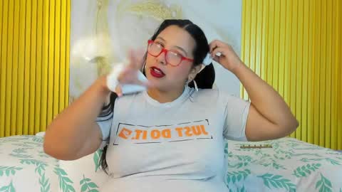 deepandcurvy online show from 8, 4, 2026