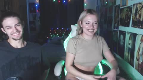 Snapshot of deepholedayss chatting on 10, 4, 2026 deepholedayss online show from 10, 4, 2026