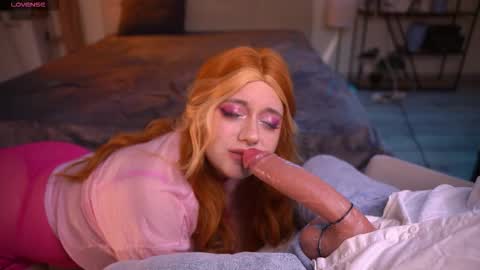 Snapshot of deepsouly chatting on 19, 10, 2025 Ayla online show from 19, 10, 2025