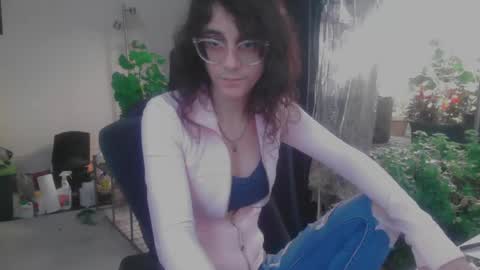 Snapshot of deeralxne chatting on 2, 6, 2026 Alinochka online show from 2, 6, 2026