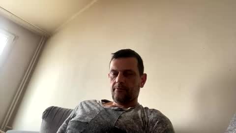 Snapshot of defloy chatting on 3, 12, 2025 Defloy online show from 3, 12, 2025