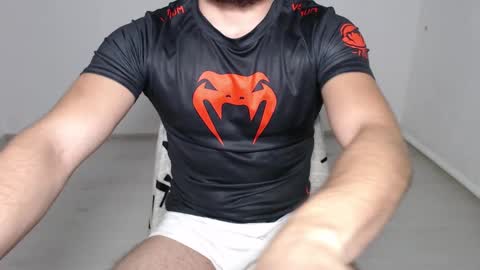 Snapshot of defuego_ chatting on 1, 1, 2025 defuego online show from 1, 1, 2025