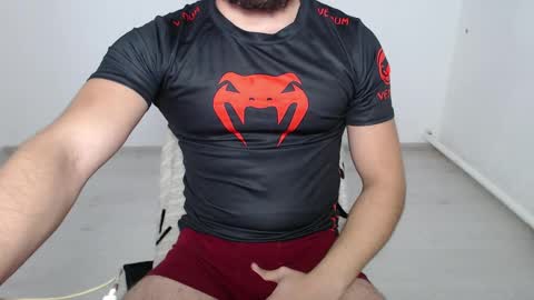 Snapshot of defuego_ chatting on 3, 1, 2025 defuego online show from 3, 1, 2025