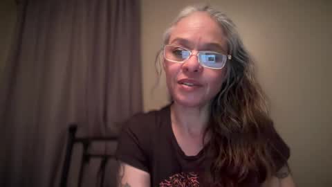 Tori online show from 12, 1, 2025