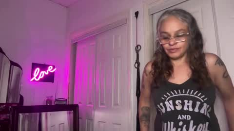 Tori online show from 29, 9, 2025