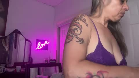 Tori online show from 3, 10, 2025