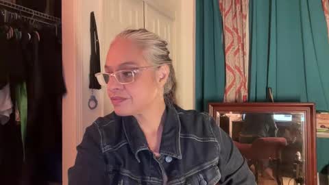 Tori online show from 20, 4, 2026