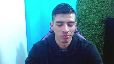 Snapshot of deiby_baby chatting on 13, 12, 2024 DEIBY online show from 13, 12, 2024