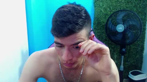 Snapshot of deiby_baby chatting on 30, 12, 2024 DEIBY online show from 30, 12, 2024