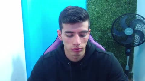 Snapshot of deiby_baby chatting on 11, 1, 2025 DEIBY online show from 11, 1, 2025