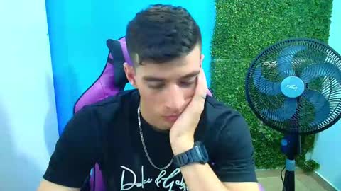 Snapshot of deiby_baby chatting on 20, 1, 2025 DEIBY online show from 20, 1, 2025