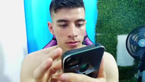 Snapshot of deiby_baby chatting on 27, 1, 2025 DEIBY online show from 27, 1, 2025