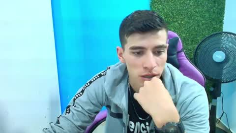 Snapshot of deiby_baby chatting on 7, 2, 2025 DEIBY online show from 7, 2, 2025