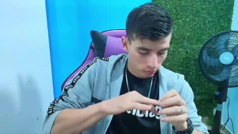 Snapshot of deiby_baby chatting on 8, 2, 2025 DEIBY online show from 8, 2, 2025