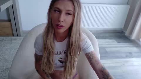 Di online show from 24, 10, 2025