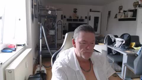 deinprinz2312 online show from 2, 6, 2026