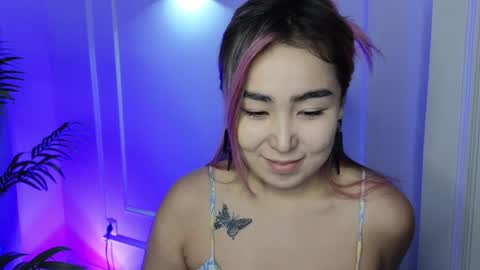 Snapshot of deiri_destiny chatting on 14, 12, 2024 sexy bimbo little kitty asian misstress quen princes sexy girl you can just call me pleasure online show from 14, 12, 2024