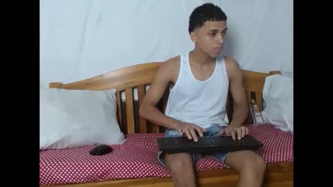 Snapshot of deivy_skinny01 chatting on 12, 10, 2025 Deivy online show from 12, 10, 2025