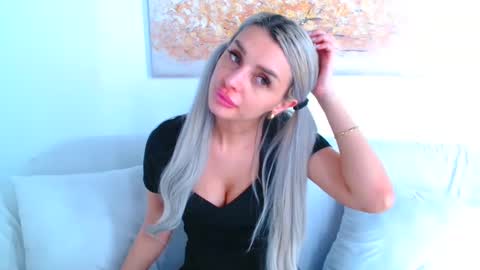 deliciaalove online show from 3, 3, 2025