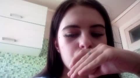 Snapshot of deliciastombaugh chatting on 18, 6, 2026 Kiki online show from 18, 6, 2026