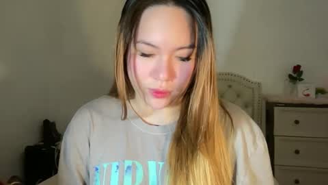 Snapshot of delicious_iya69 chatting on 24, 2, 2025 iyalicious online show from 24, 2, 2025