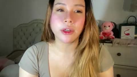 Snapshot of delicious_iya69 chatting on 3, 3, 2025 iyalicious online show from 3, 3, 2025