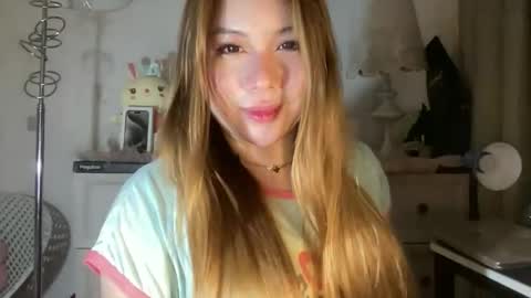 Snapshot of delicious_iya69 chatting on 19, 9, 2025 iyalicious online show from 19, 9, 2025