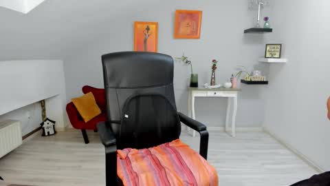 DeliciousLolly online show from 4, 11, 2025