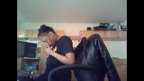 delightfuldark online show from 28, 1, 2025