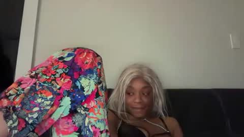 Snapshot of delightfuldark chatting on 29, 11, 2025 delightfuldark online show from 29, 11, 2025