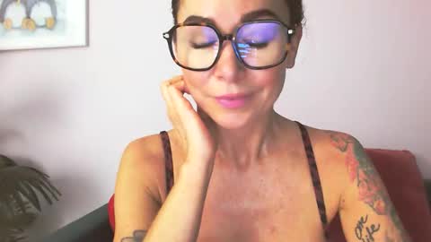 delilah_sweet online show from 17, 10, 2025