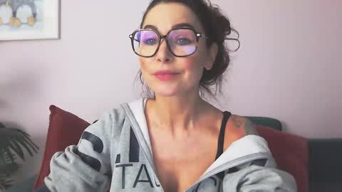 delilah_sweet online show from 11, 11, 2025