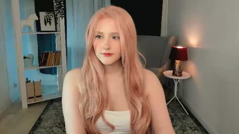 Snapshot of delilahtaylor chatting on 8, 7, 2026 Delilah or Laila online show from 8, 7, 2026