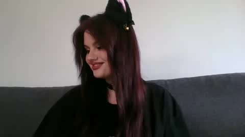 Snapshot of dellacrush_ chatting on 9, 2, 2025 dellacrush_ online show from 9, 2, 2025